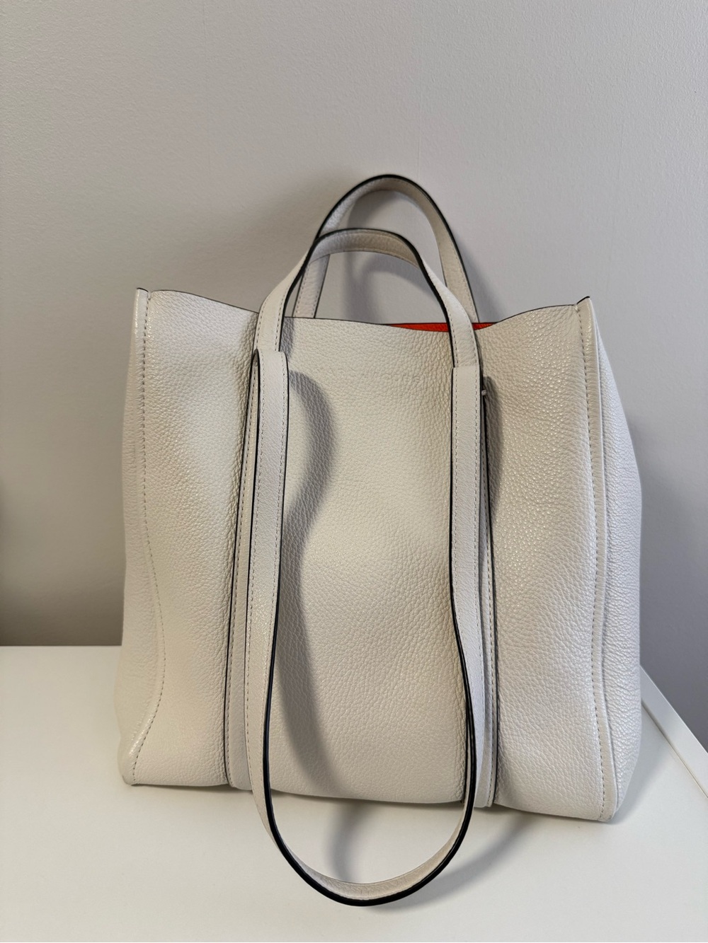Marc Jacobs Cream Leather Tote bag